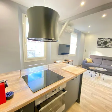 Apartment Le Florian By Scls Locations Cannes